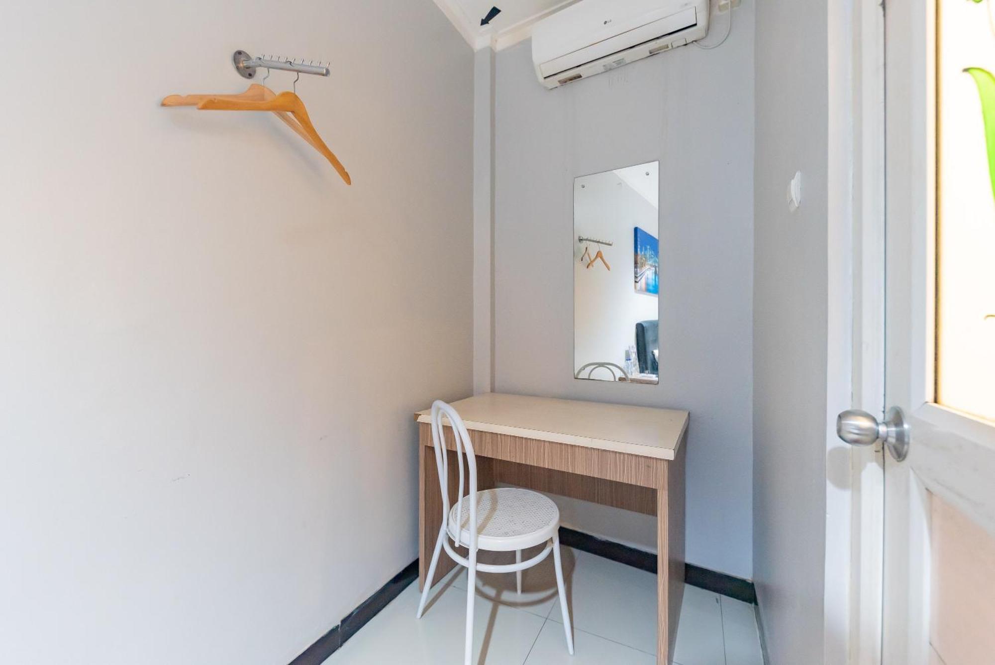 Reddoorz Near Botani Square Mall Bogor Exterior foto