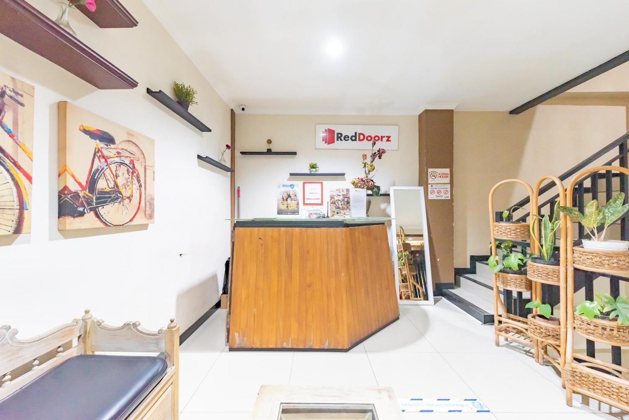 Reddoorz Near Botani Square Mall Bogor Exterior foto