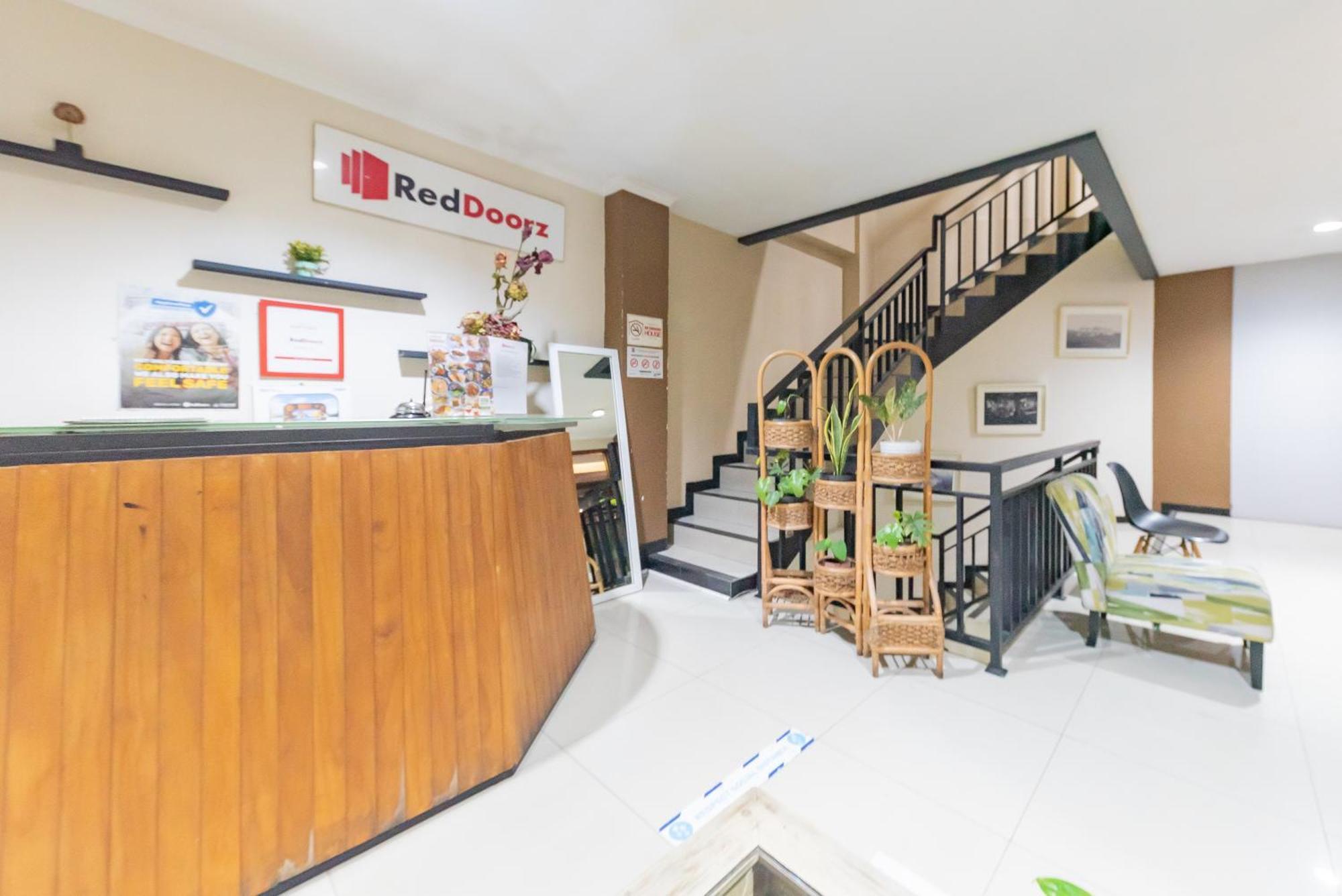 Reddoorz Near Botani Square Mall Bogor Exterior foto