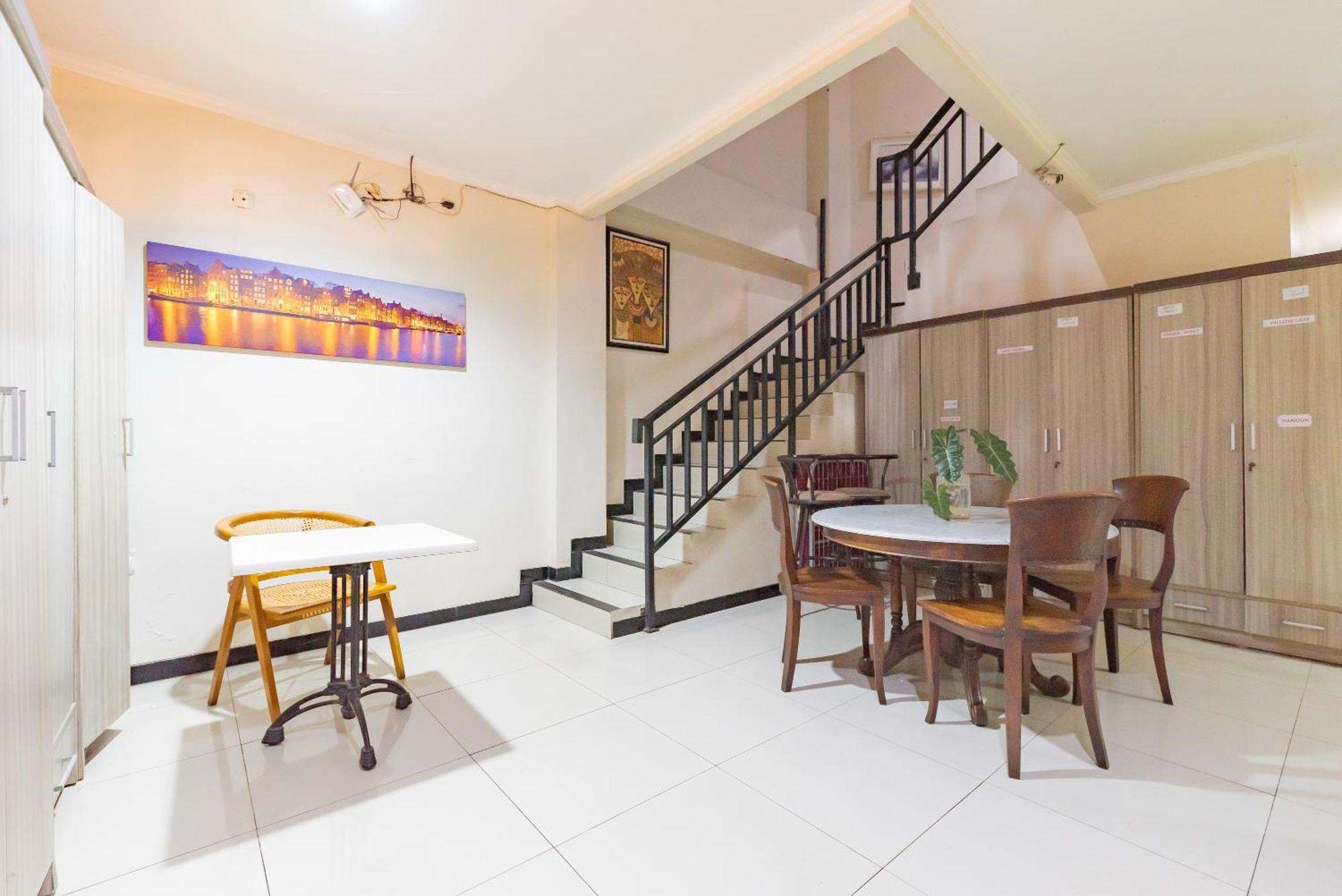 Reddoorz Near Botani Square Mall Bogor Exterior foto